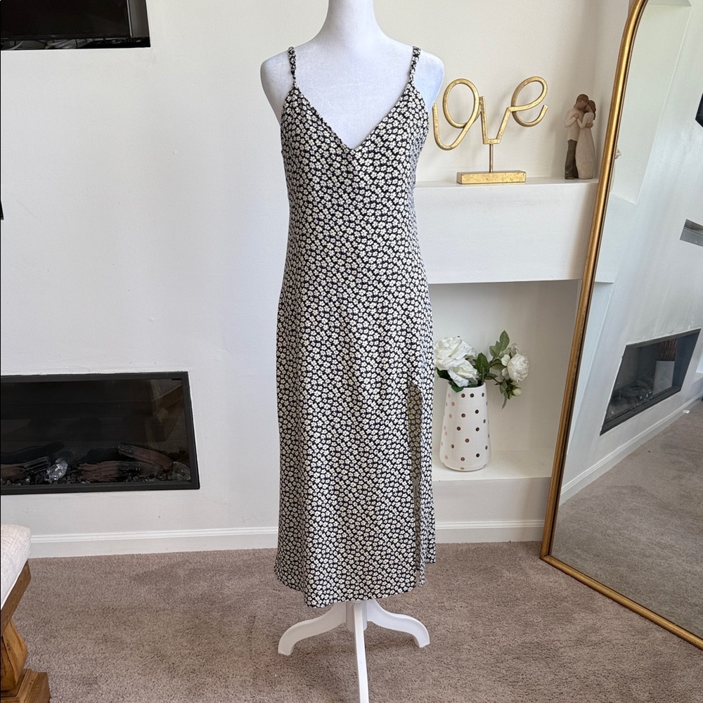 Reformation Black and White Floral Women's Dress - Picture 4 of 10